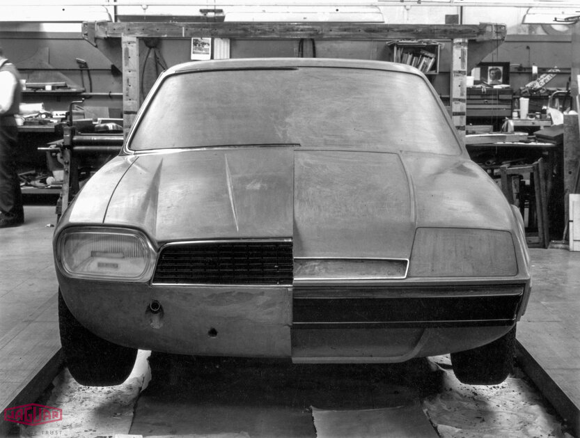 1970 XJS Development &amp; Styling PRI027A 