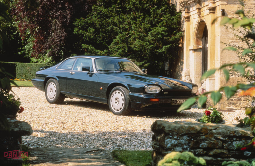 1992 XRS T222-9 0001
