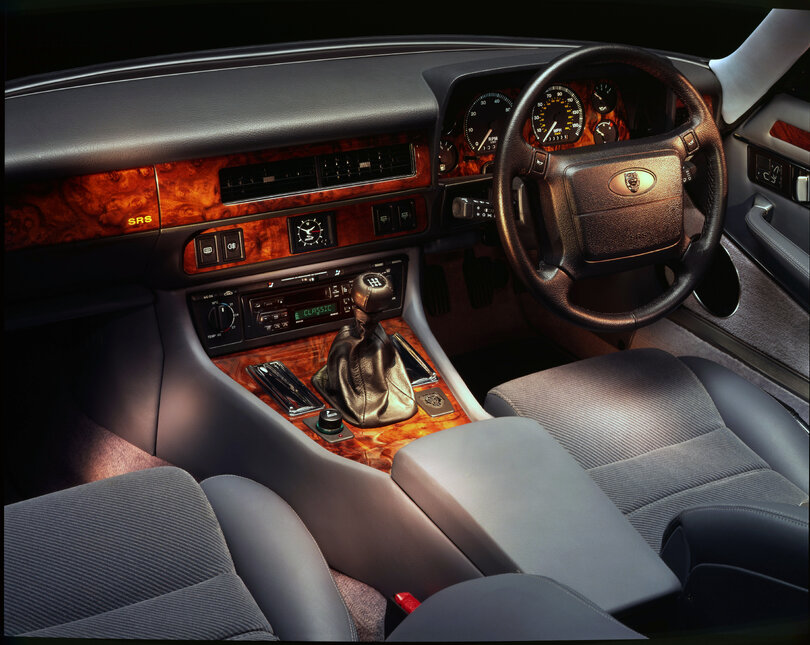 1994MY XJS  6.0 Convertible T216 3 0016