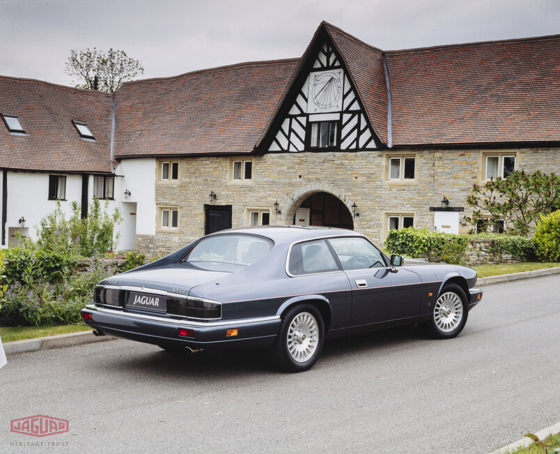 1994MY XJS 6.0 Coupe T216 2 0005