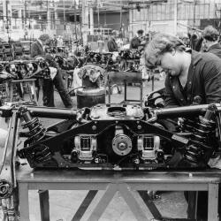 1981 Radford Suspension assembly